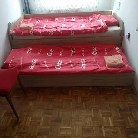 Mala Soba Privatunterkunft Ptuj